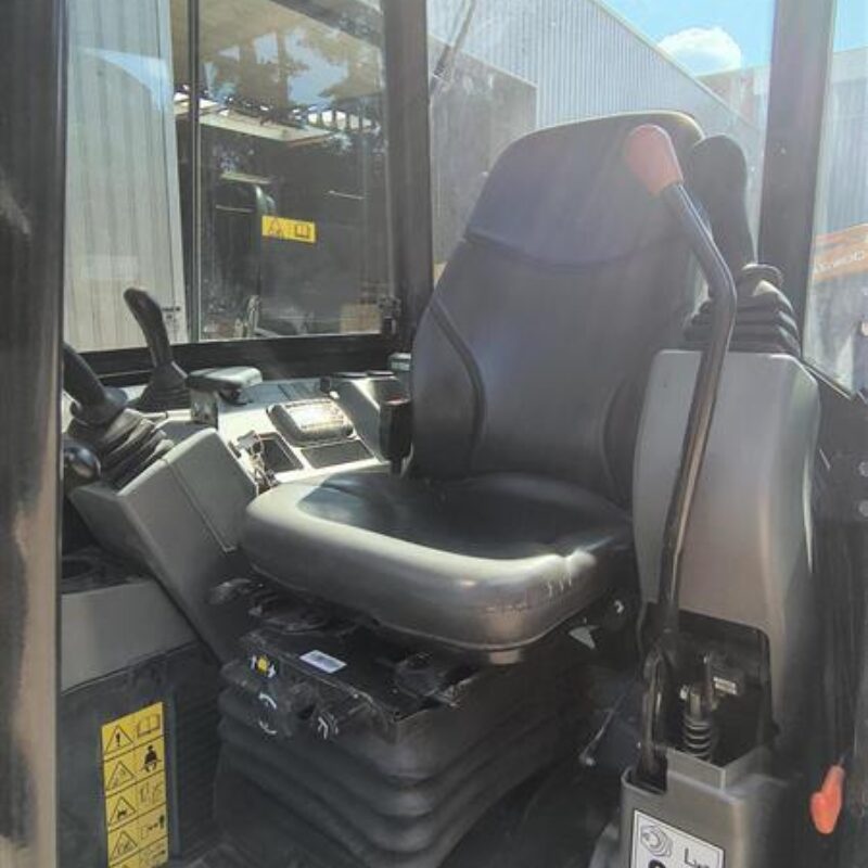 Bobcat E35z minigraver Bobcat Vangaever 071125 02