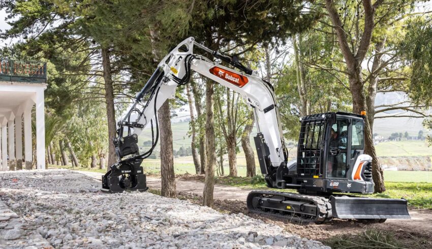 Bobcat E88 graafmachine Vangaever Bobcat 01