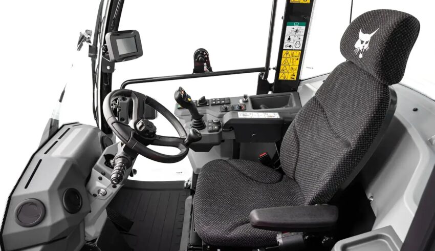 Bobcat L85 en L100 OP Galabau Vangaever Bobcat 02