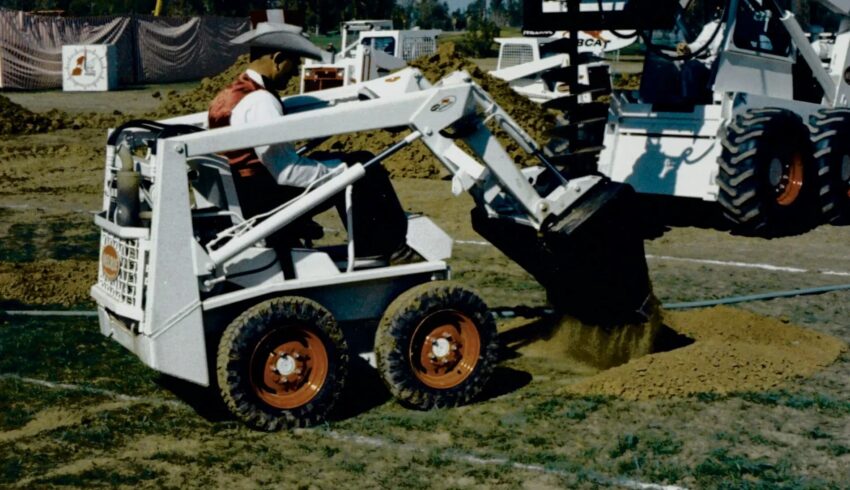 Historiek Bobcat Vangaever 01