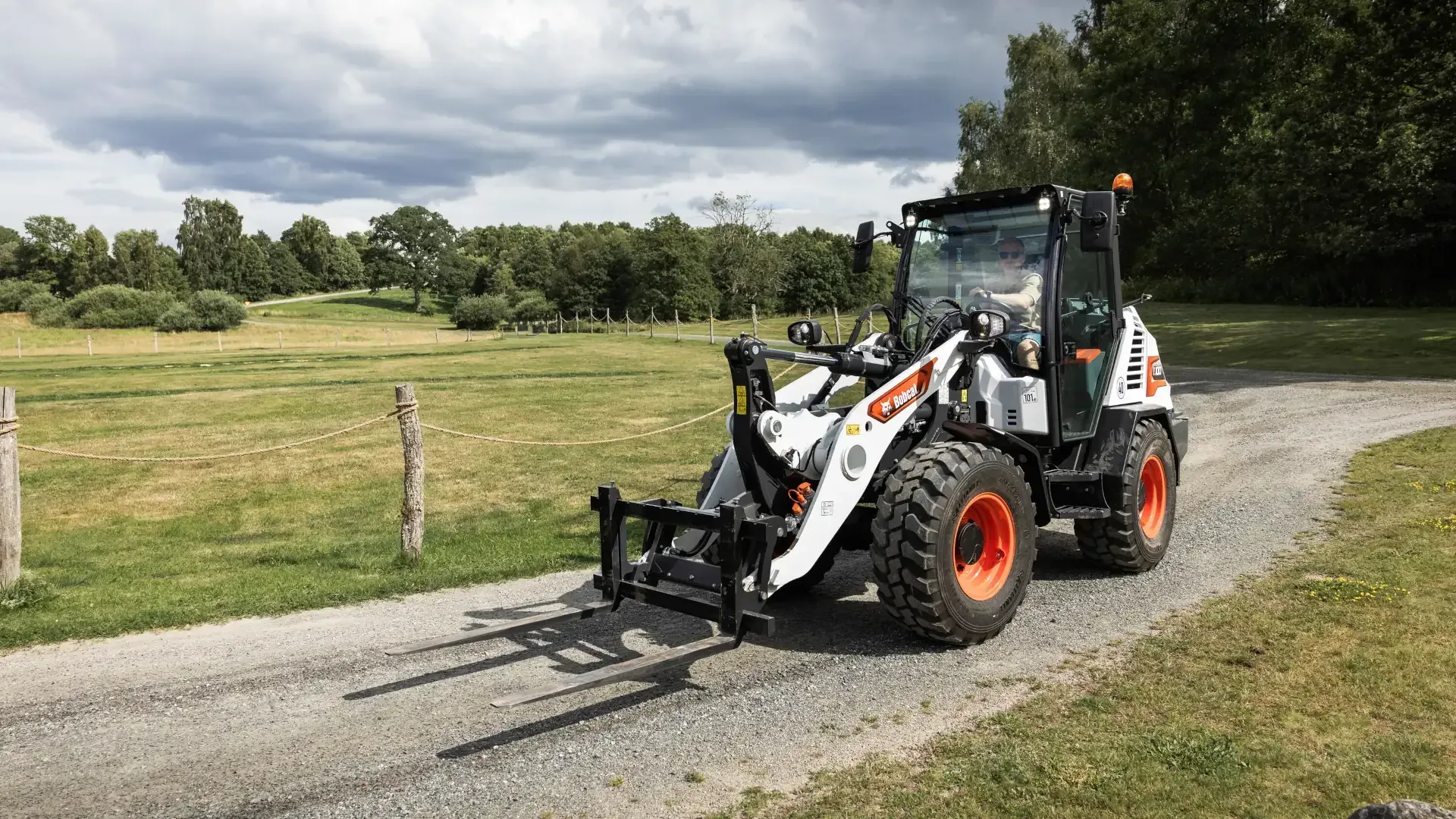 Bobcat L100 compacte wiellader Bobcat Vangaever 02
