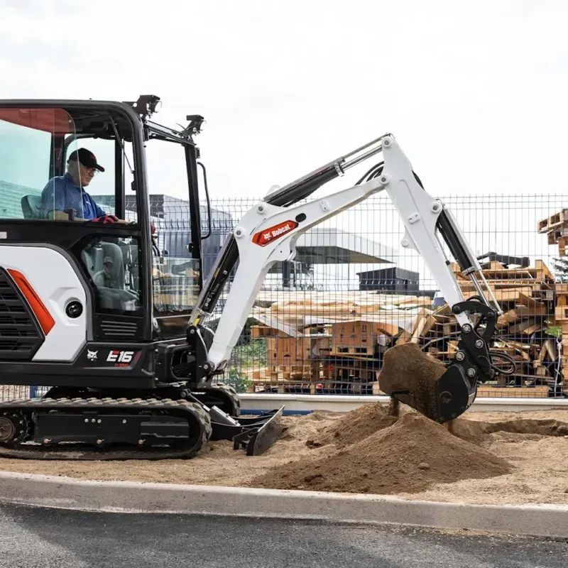 Bobcat E16 R2 graafmachine Vangaever Bobcat 01