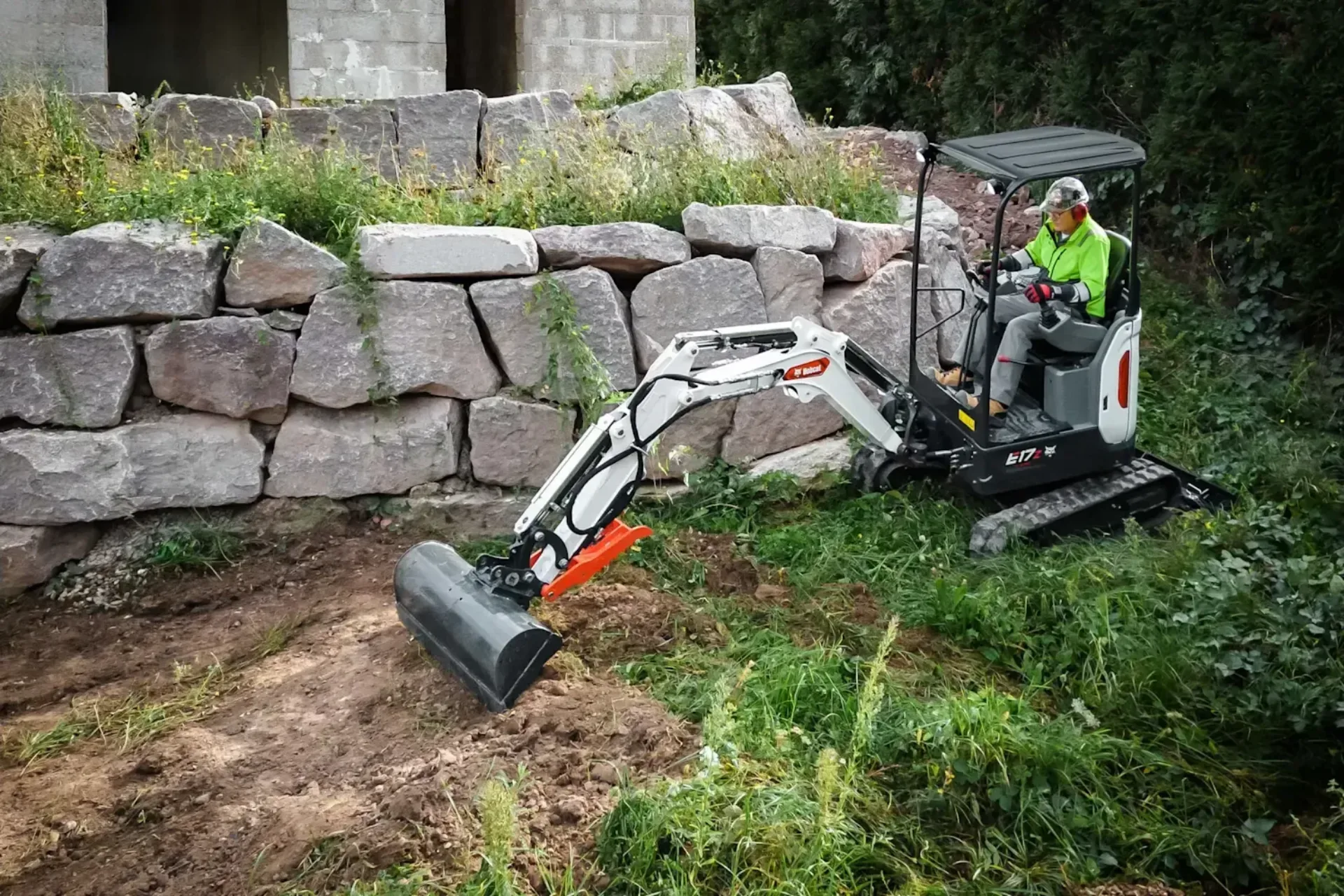 Bobcat E17z R2 graafmachine Vangaever Bobcat 02