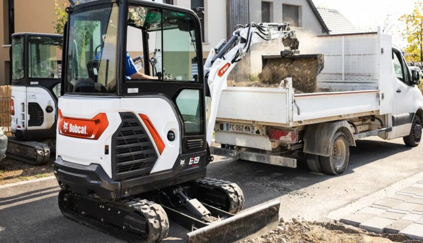 Bobcat E19 minigraver Bobcat Vangaever