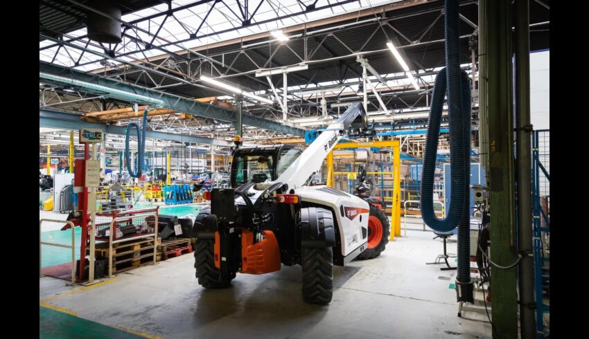 Bobcat verreiker fabriek Ponchâteau viert 60 jaar 10