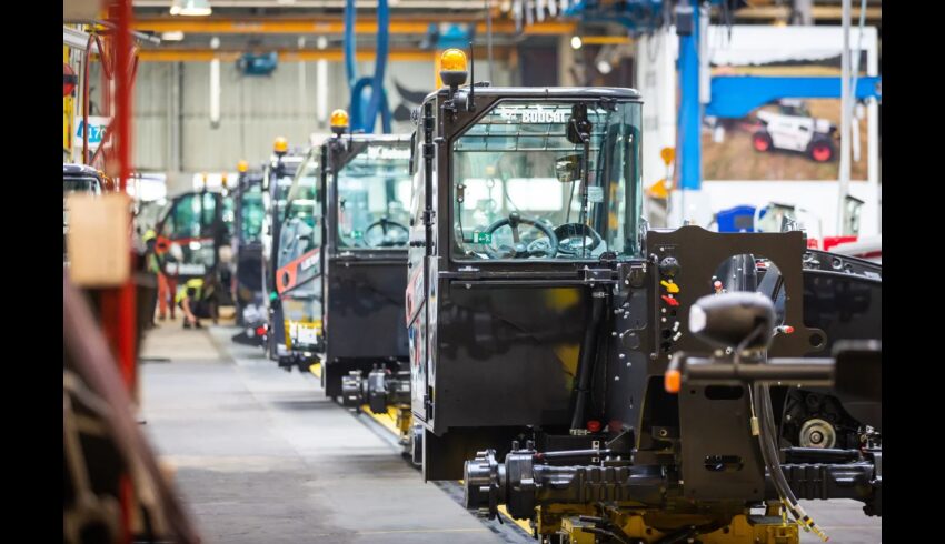 Bobcat verreiker fabriek Ponchâteau viert 60 jaar 11