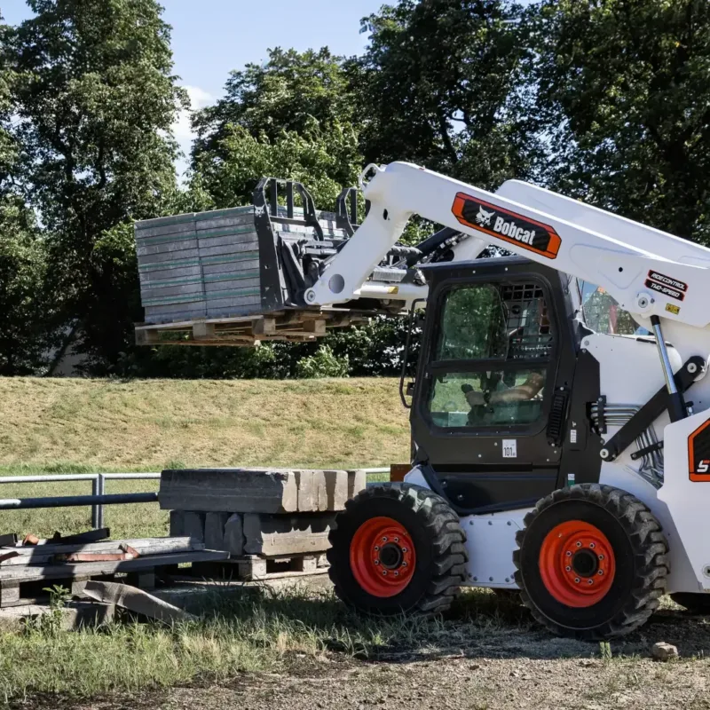 Bobcat s76 2 Bobcat Vangaever 03