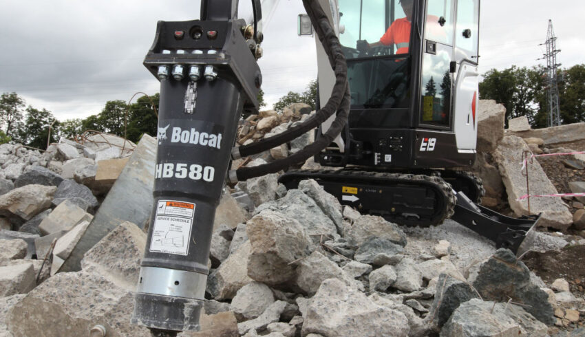 Bobcat breekhamer E19 Bobcat Vangaever 01