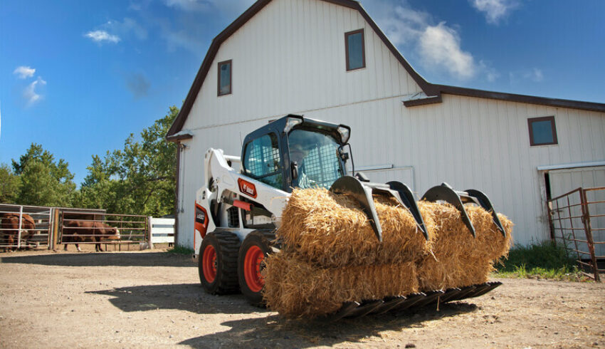 Mestvork met grijper bobcat vangaever 1