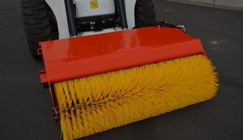Veegborstel met opvangbak bobcat vangaever 2