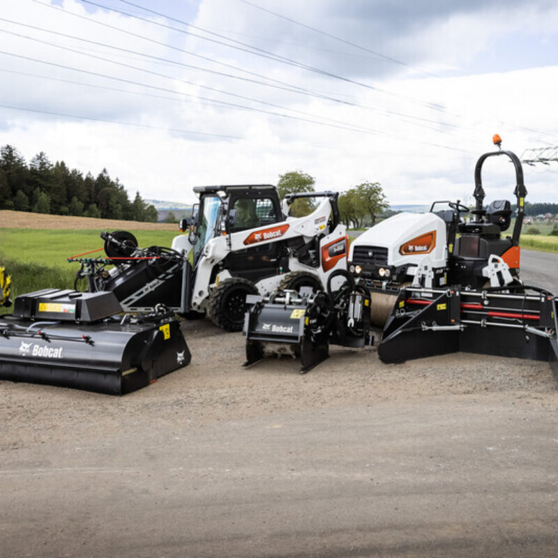 Asfaltspreider bobcat vangaever 2