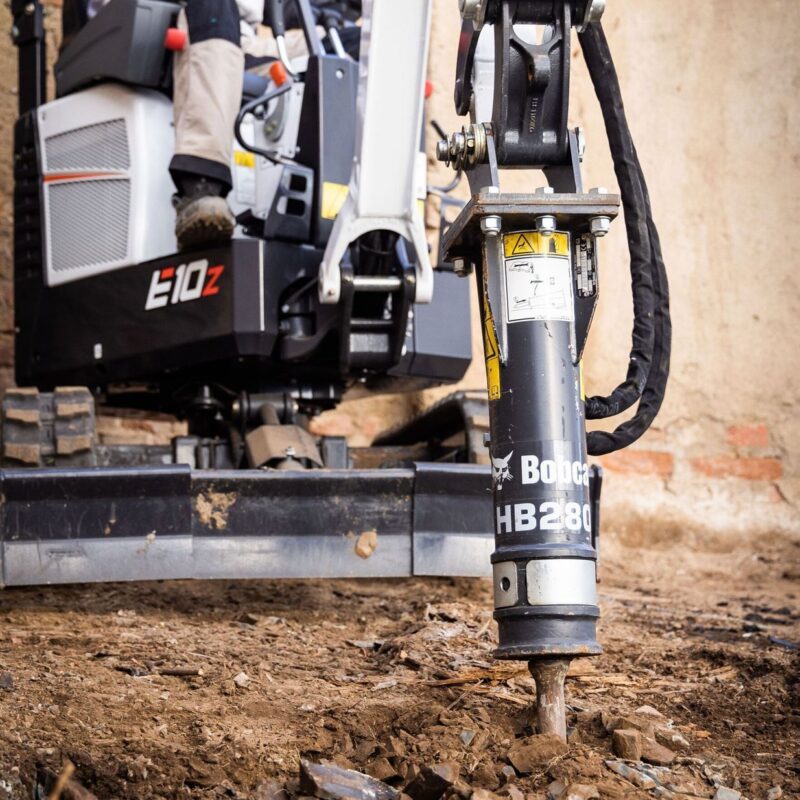 Bobcat E10z minigraver Bobcat Vangaever 04