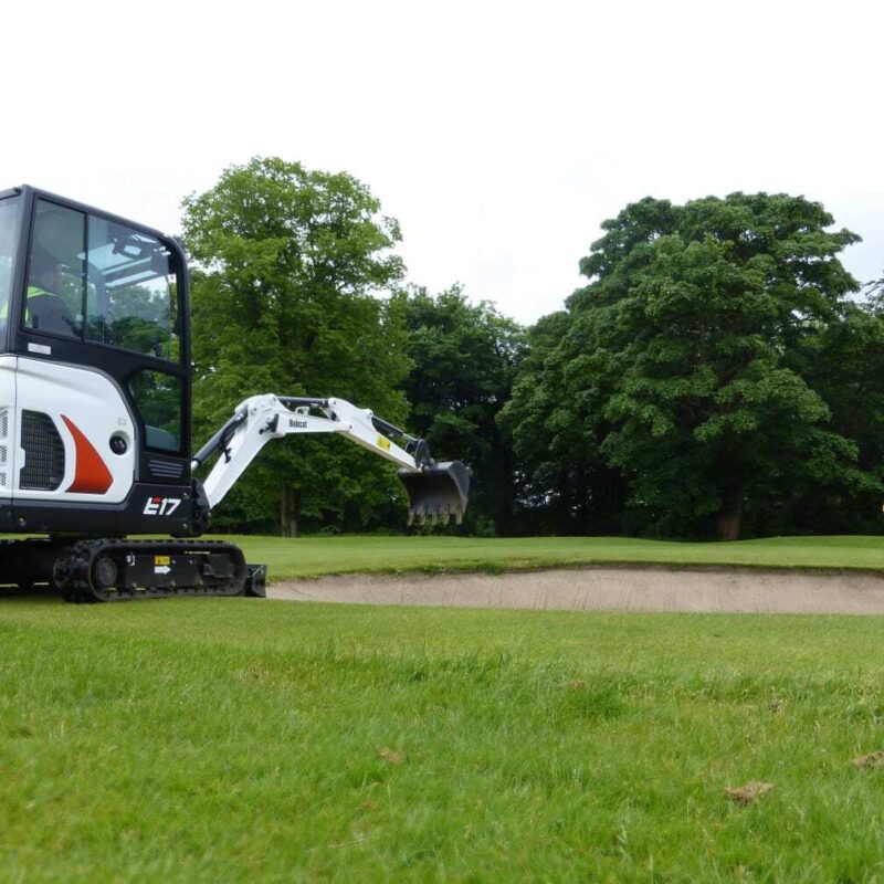 Bobcat E17 minigraver Bobcat Vangaever 01