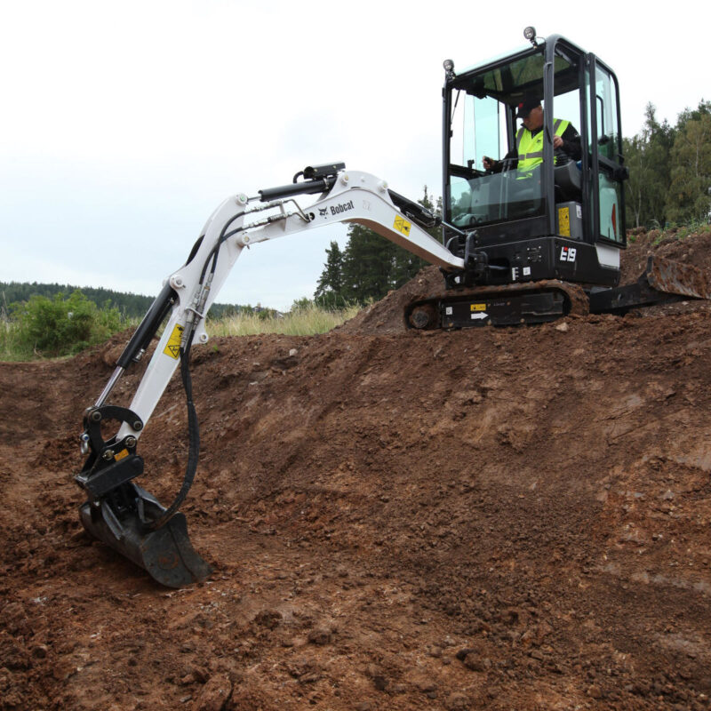 Bobcat E19 minigraver Bobcat Vangaever 03