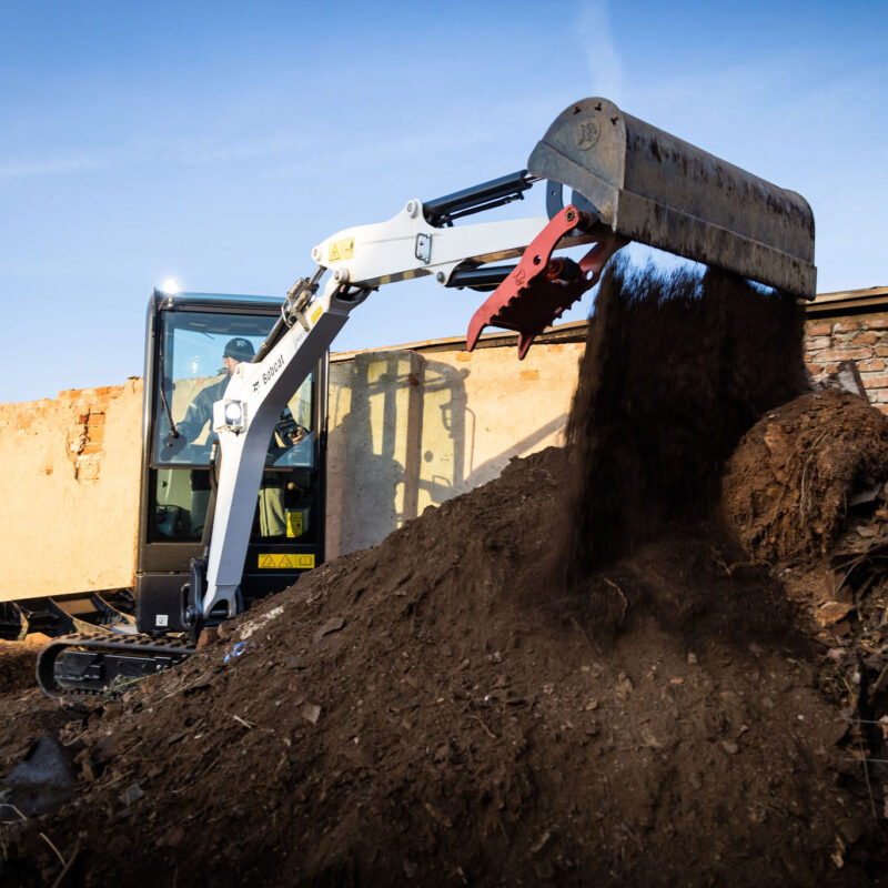 Bobcat E20z minigraver Bobcat Vangaever 05