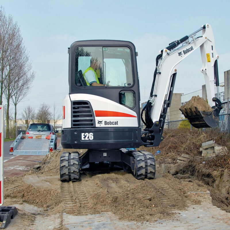 Bobcat E26 minigraver Bobcat Vangaever 05