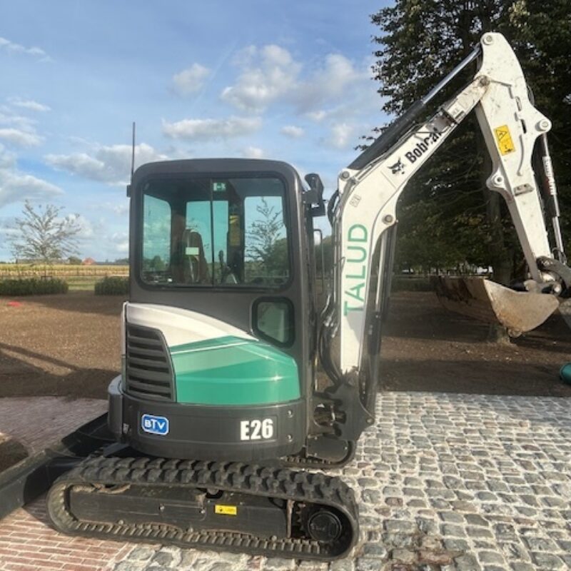 Bobcat E26 occasie minigraver Vangaever 02