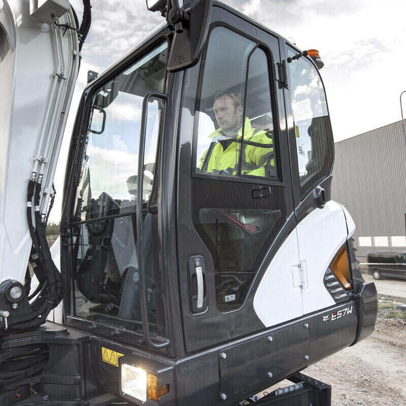 Bobcat E57w minigraver Bobcat Vangaever 04