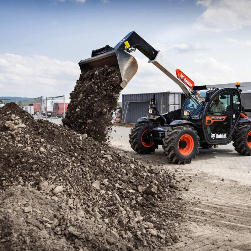 Bobcat TL30 60 verreiker voor de bouw Bobcat Vangaever 02