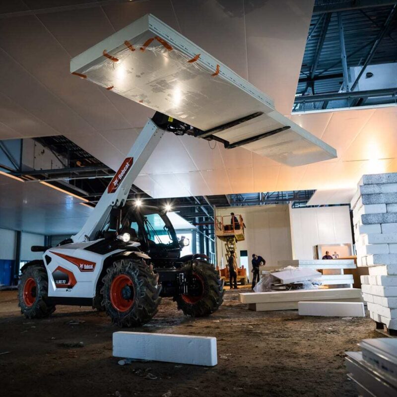 Bobcat TL30 70 verreiker voor de bouw Bobcat Vangaever 01