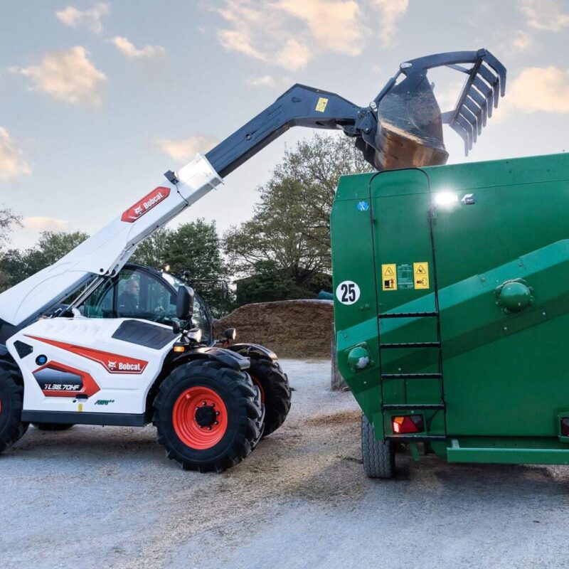 Bobcat verreiker voor de landbouw TL38 70 HF Bobcat Vangaever