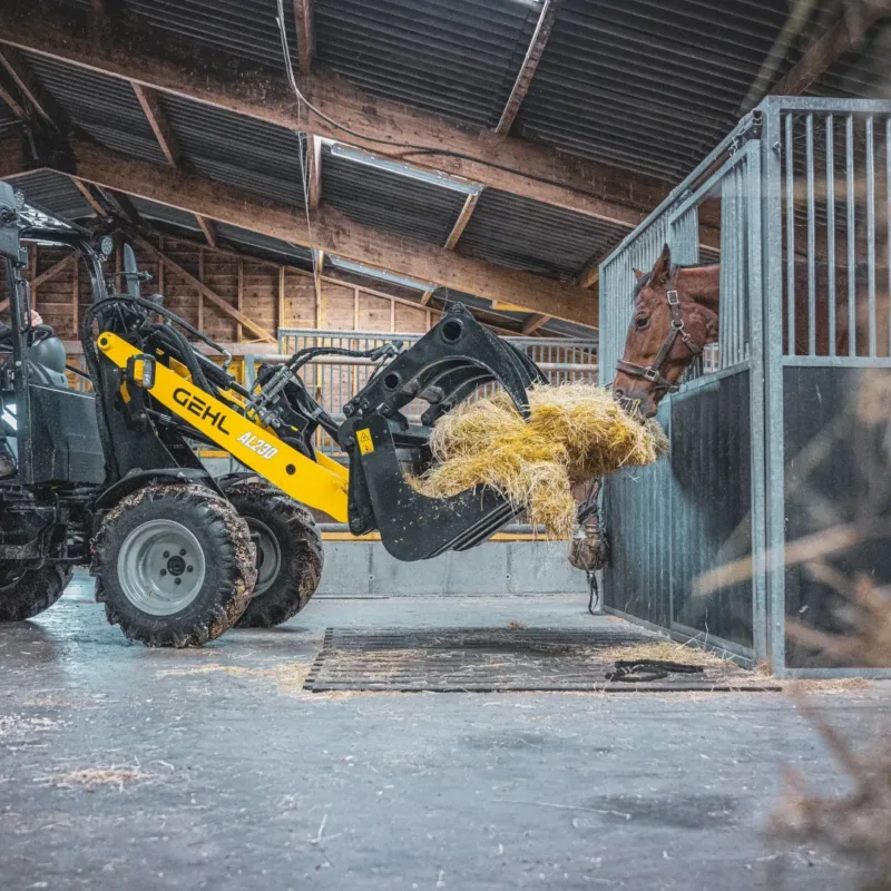 Gehl AL230 kniklader Vangaever