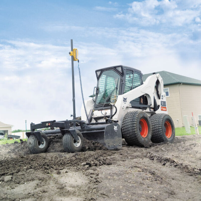 Nivelleerbak met blad bobcat vangaever 2