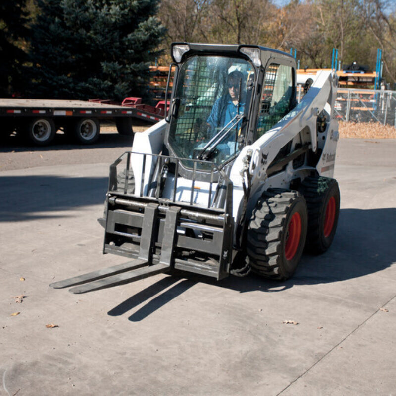 Hydraulisch verstelbare palletvork bobcat vangaever 3