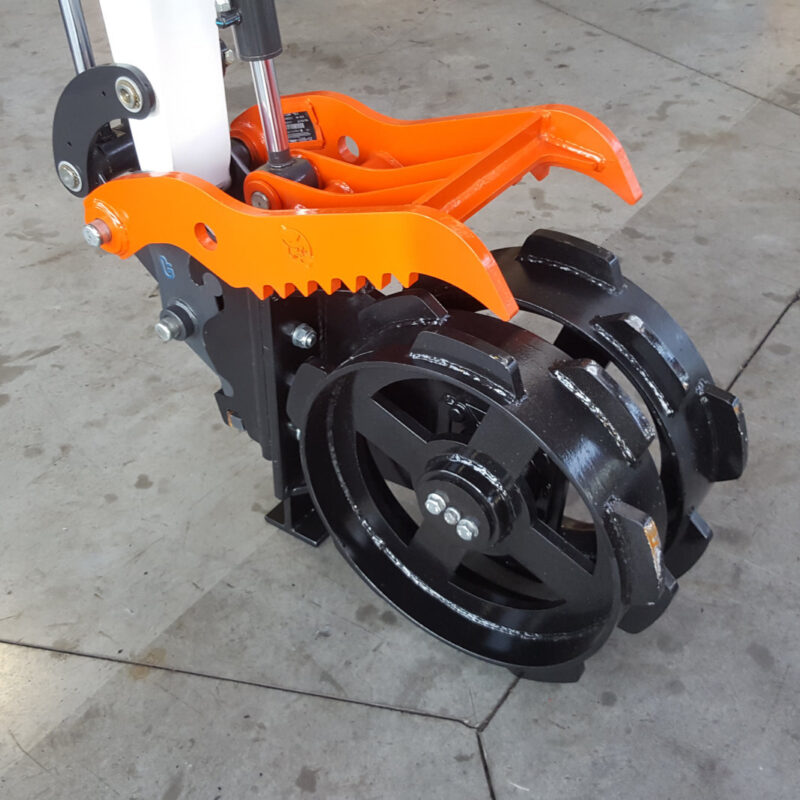 Verdichtingswiel minigraver vangaever 3