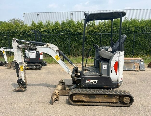 Bobcat E20 - 2038u