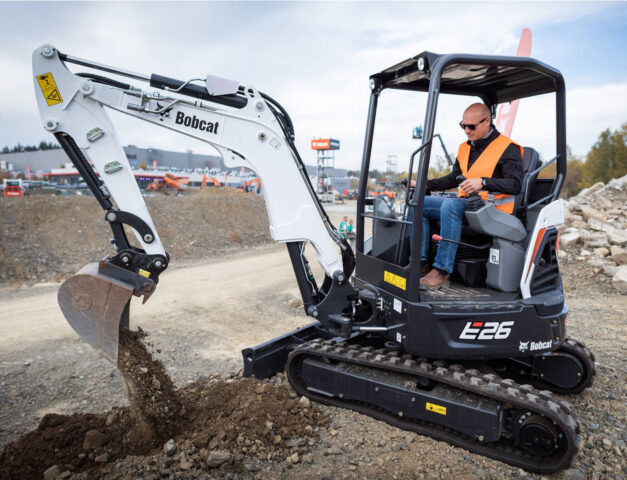 Bobcat E26 minigraver Bobcat Vangaever