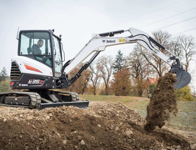 Bobcat E35z minigraver Bobcat Vangaever