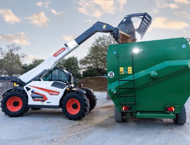 Bobcat verreiker voor de landbouw TL38 70 HF Bobcat Vangaever