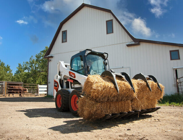 Mestvork met grijper bobcat vangaever 1