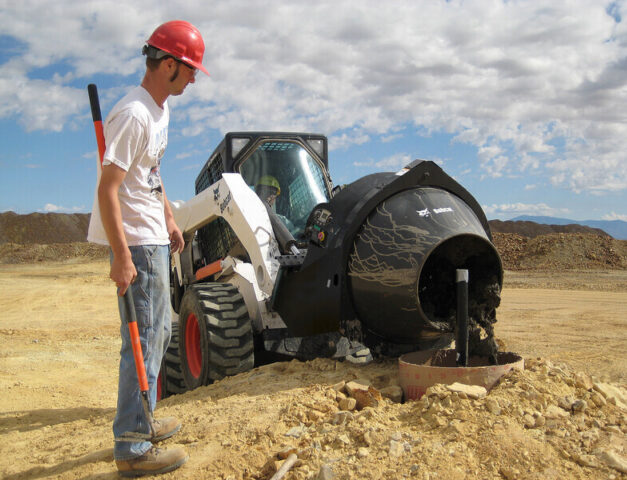 Betonmolen vangaever bobcat 1