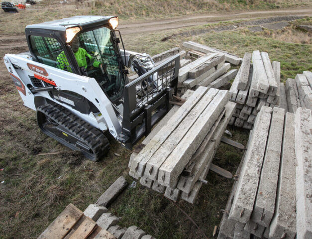 Palletvork bobcat vangaever 1