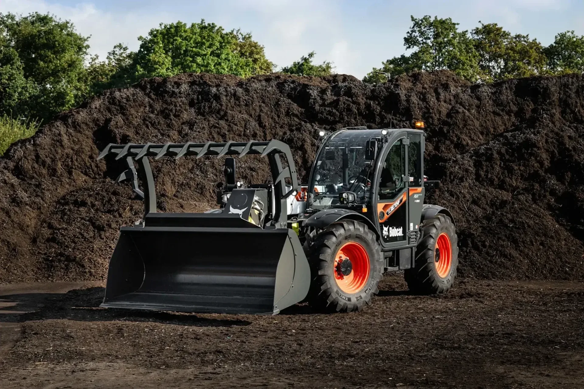 Bobcat TL38 70 HF agri verreiker v drive Bobcat Vangaever 04