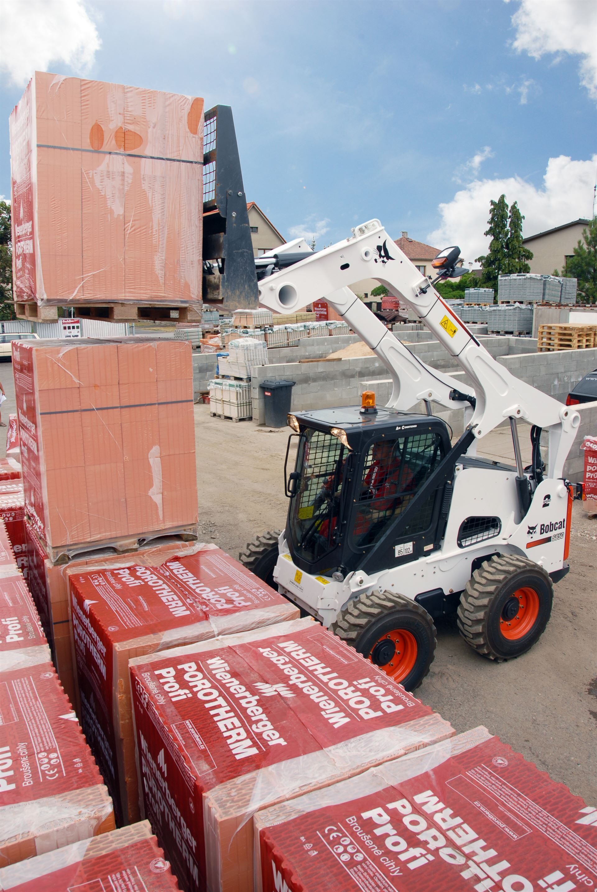 Bobcat s850 schranklader Bobcat Vangaever 5