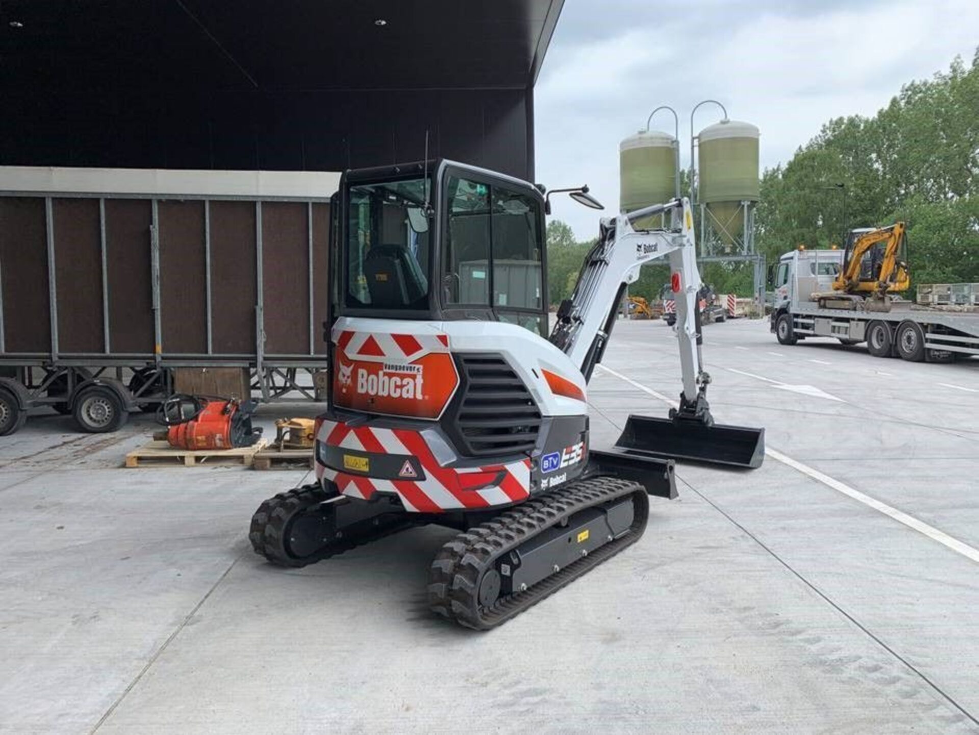 Bobcat e35z stad halle bobcat vangaever sint pieters leeuw 01