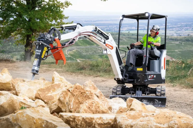 Bobcat E17z R2 graafmachine Vangaever Bobcat 01