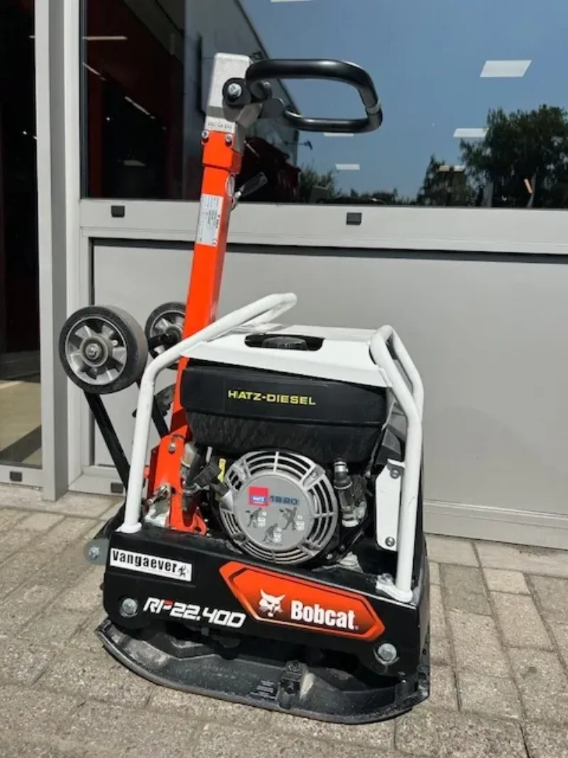 Bobcat RP22 40 D tweerichtsingstrilplaat demo Vangaever Bobcat 01
