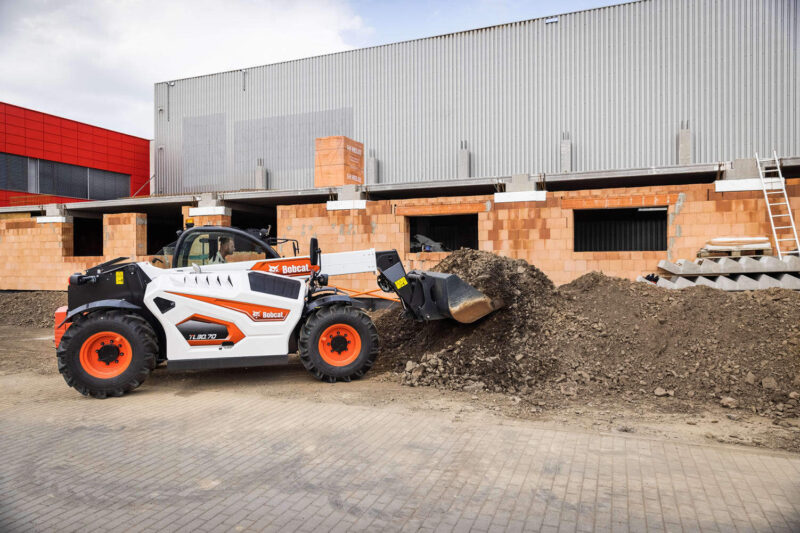 Bobcat TL30 70 verreiker voor de bouw Bobcat Vangaever 02