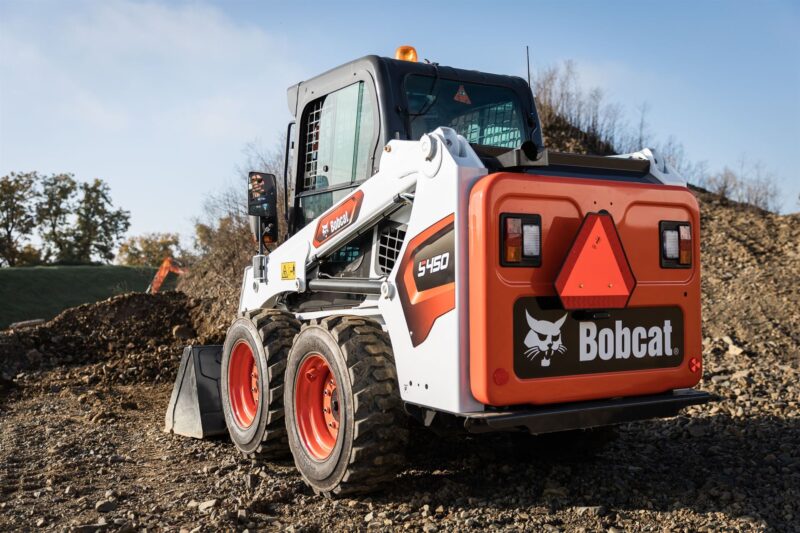 Bobcat s450 schranklader Bobcat Vangaever 1