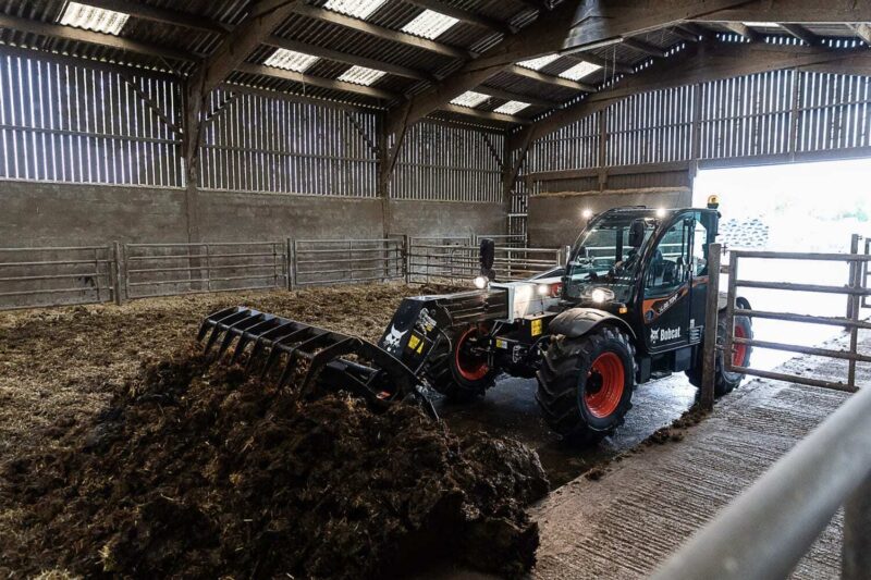 Bobcat verreiker voor de landbouw TL38 70 HF Bobcat Vangaever 01