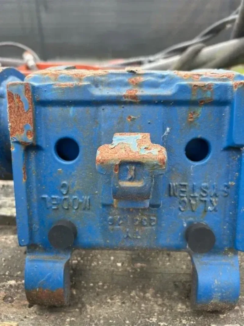 Demo terreinhark klac blauw 02