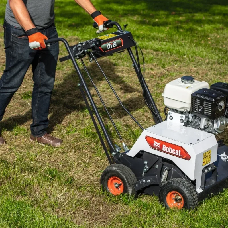 Bobcat verticuteerder Vangaever dt19 03