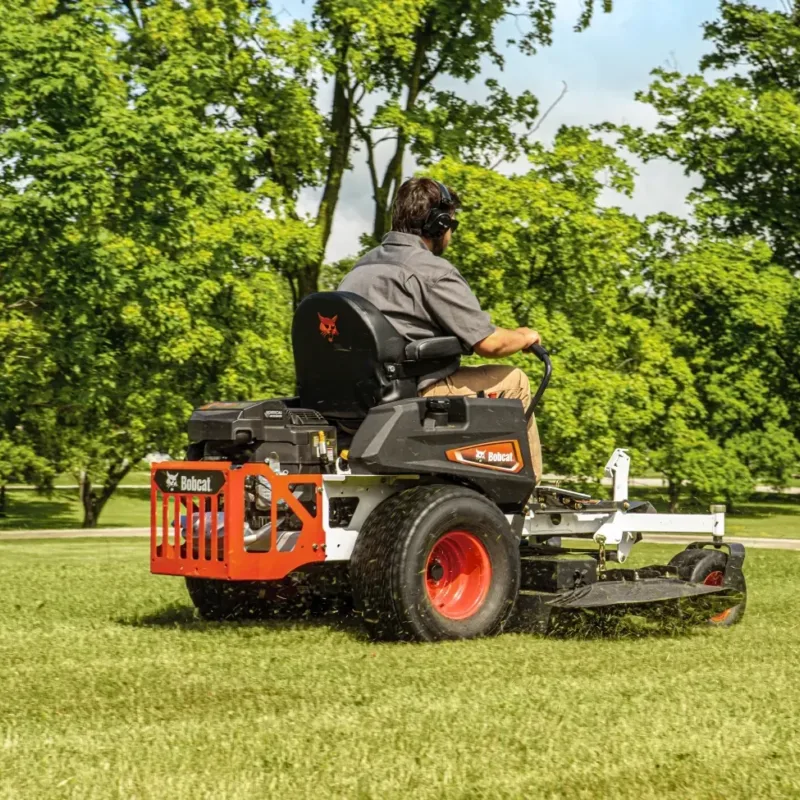 Bobcat ZT3000 zero turn maaier Bobcat Vangaever 03