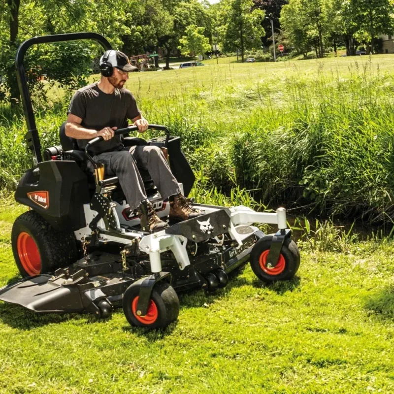 Bobcat ZT6000 zero turn maaier Bobcat Vangaever 05