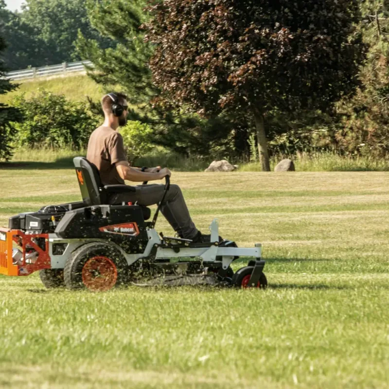 Bobcat zero turn maaier zt2000 Bobcat Vangaever 10