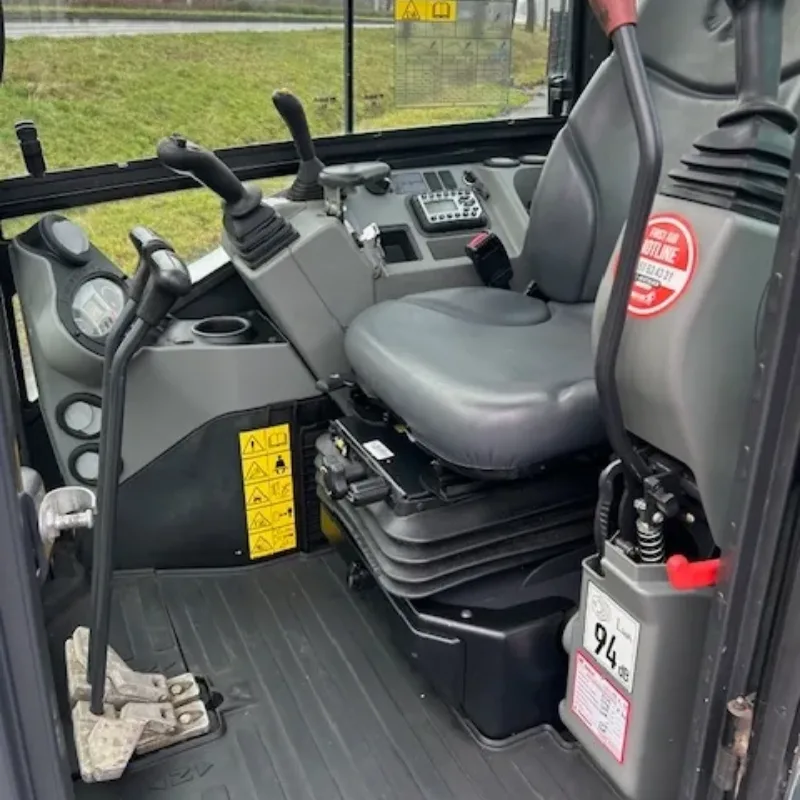 Tweedehandse Bobcat graafmachine E34 03